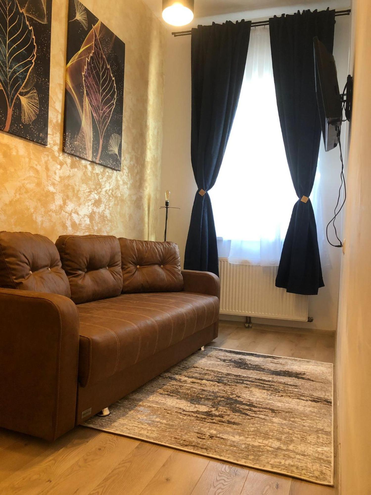 Urban Central Apartments Брашов Екстериор снимка